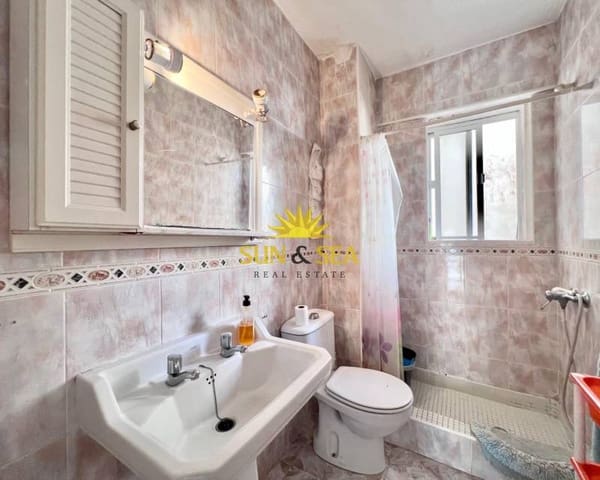 3 quarto Apartamento para arrendar em Playa de los Locos, Torrevieja com garagem - 700 € (Ref: 8462468)