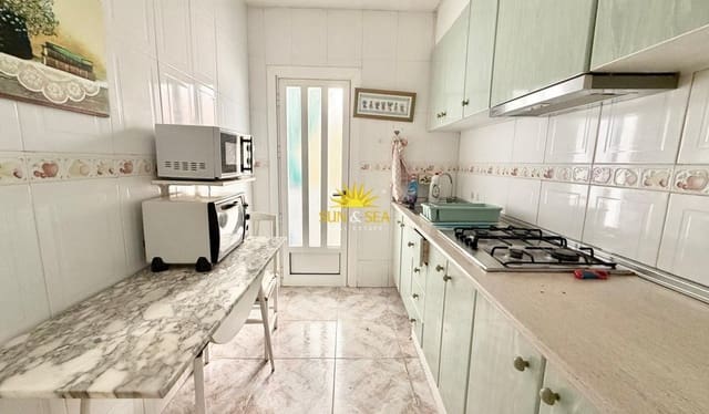   3 soveværelse   ferieLejlighed i Playa de los Locos, Torrevieja med   garage  - € 700 (Ref: 8462468)