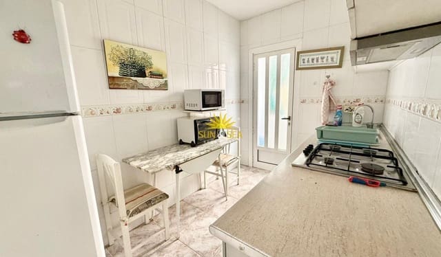   3 soveværelse   ferieLejlighed i Playa de los Locos, Torrevieja med   garage  - € 700 (Ref: 8462468)