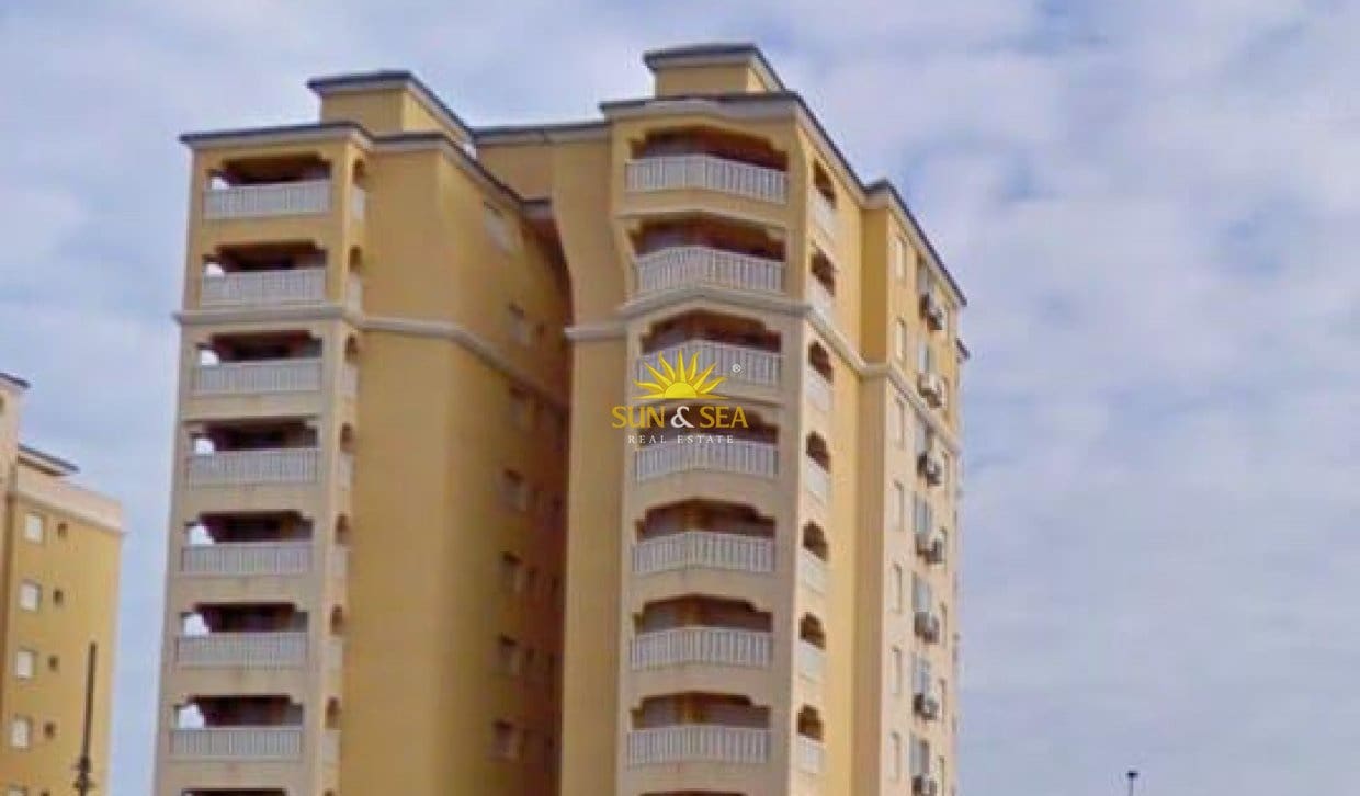 2 sovrum Lägenhet för semesterbostäder i La Manga del Mar Menor med pool garage - 750 € (Ref: 8469062)