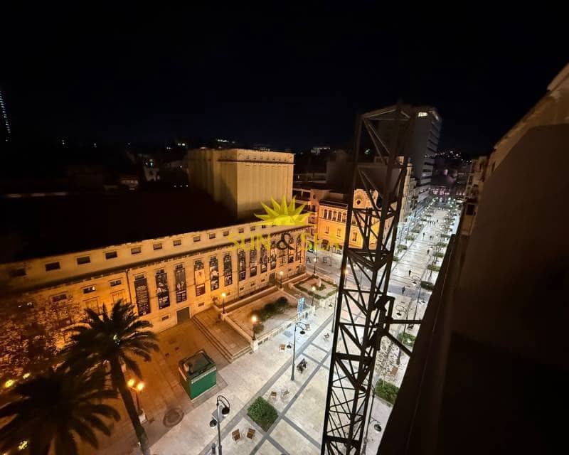 Appartement de 3 chambres à louer à Alicante ville - 1 500 € (Ref: 8469715)