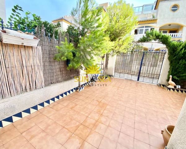 2 makuuhuone Omakotitalo vuokrattavana paikassa El Edén, Guardamar del Segura mukana uima-altaan 
autotalli - 700 € (Ref: 8471466)