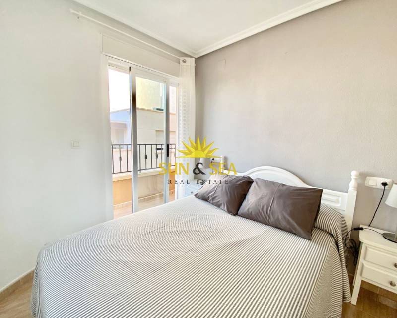 2 slaapkamer Appartement te huur in Santa Pola - € 800 (Ref: 8473089)