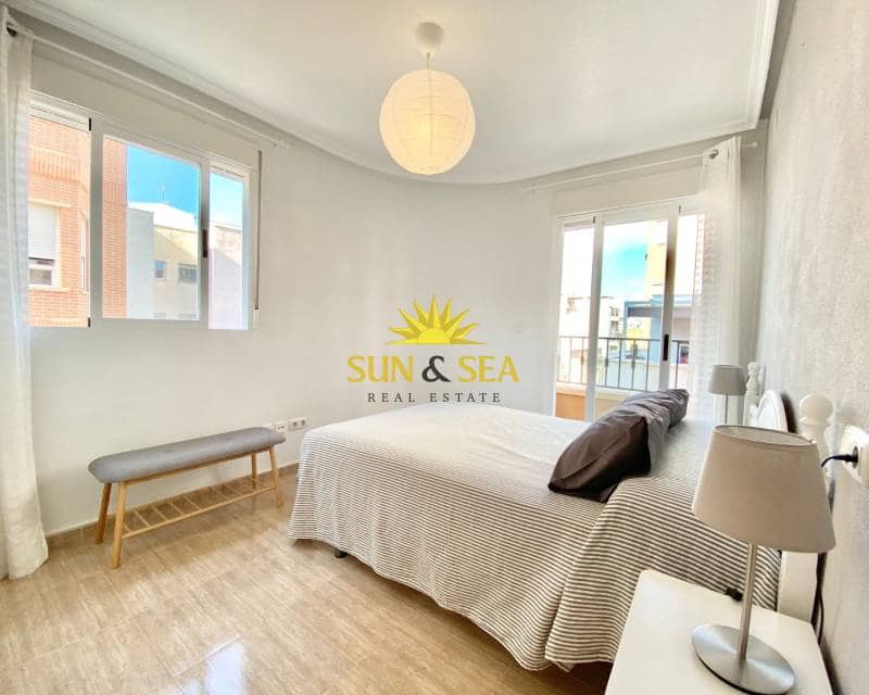 2 slaapkamer Appartement te huur in Santa Pola - € 800 (Ref: 8473089)
