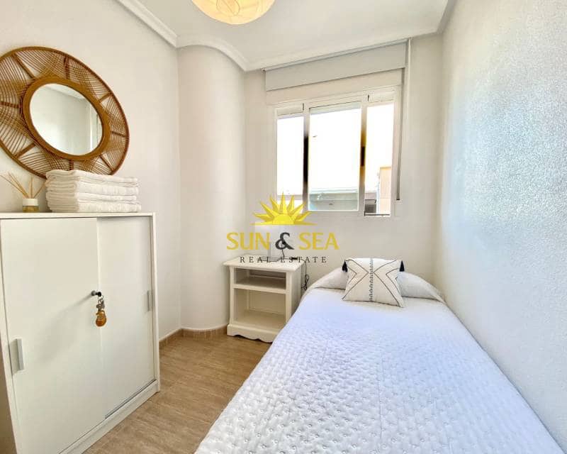 2 slaapkamer Appartement te huur in Santa Pola - € 800 (Ref: 8473089)