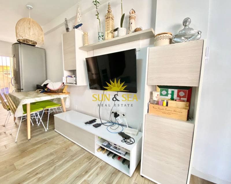 2 soveværelse Lejlighed til leje i Pilar de la Horadada med garage - € 700 (Ref: 8480221)