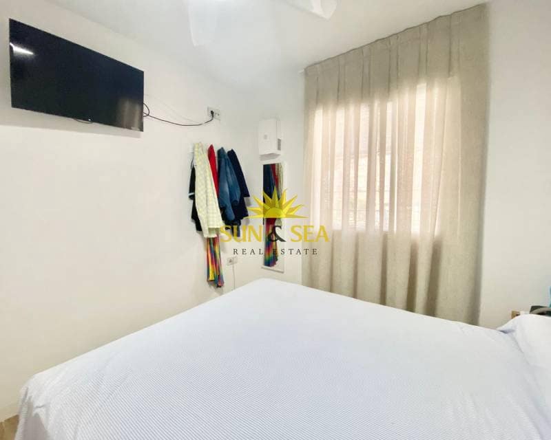 2 soveværelse Lejlighed til leje i Pilar de la Horadada med garage - € 700 (Ref: 8480221)