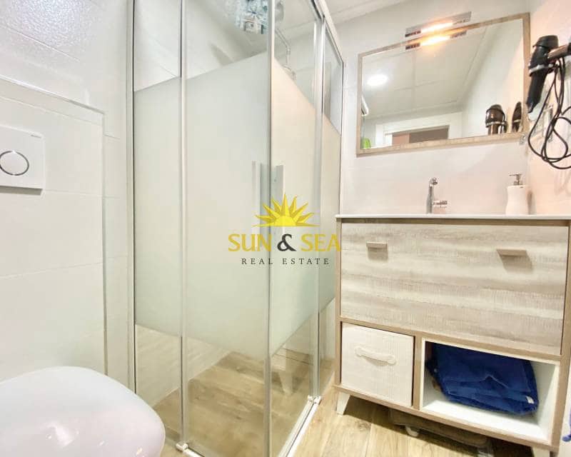 2 soveværelse Lejlighed til leje i Pilar de la Horadada med garage - € 700 (Ref: 8480221)