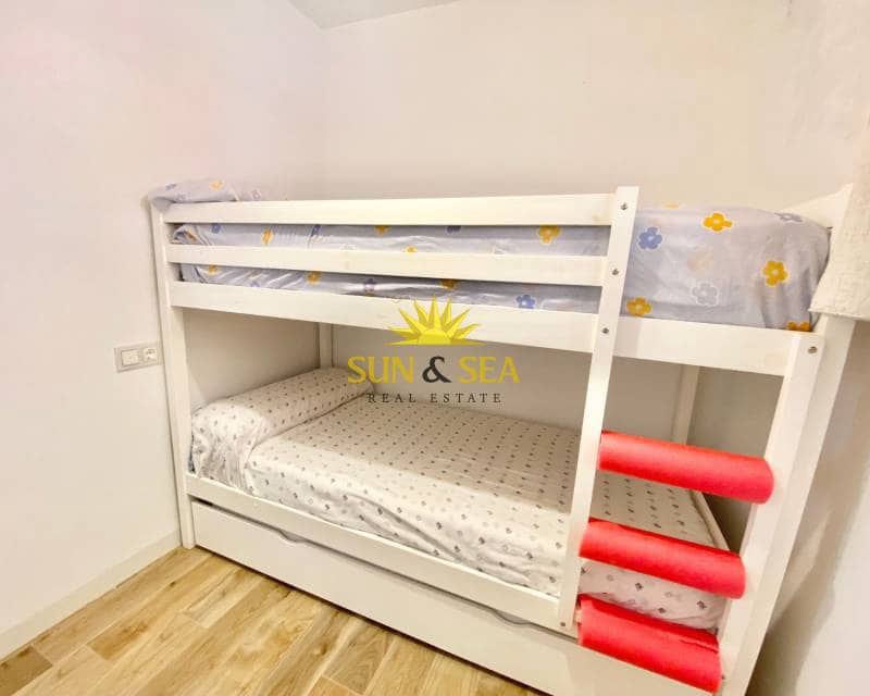 2 soveværelse Lejlighed til leje i Pilar de la Horadada med garage - € 700 (Ref: 8480221)