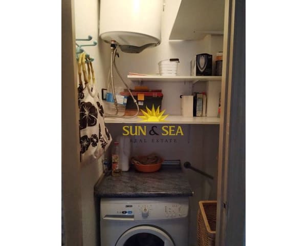 2 soverom Leilighet til leie i Aguas Nuevas, Torrevieja med svømmebasseng garasje - € 800 (Ref: 8481579)