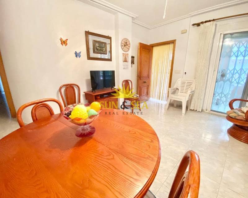 2 bedroom Apartment for rent in Torrevieja with garage - € 900 (Ref: 8482465)