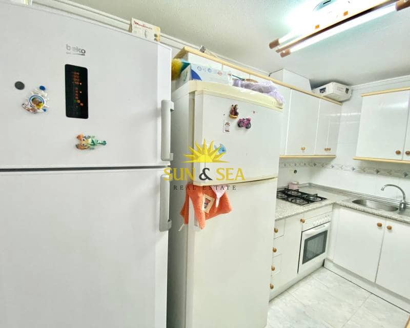 2 bedroom Apartment for rent in Torrevieja with garage - € 900 (Ref: 8482465)