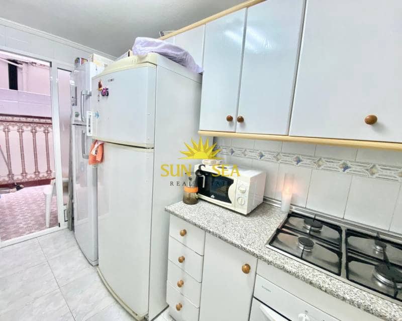 2 bedroom Apartment for rent in Torrevieja with garage - € 900 (Ref: 8482465)