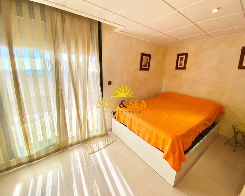 3 soverom Penthouse til leie i Guardamar del Segura - € 950 (Ref: 8489526)