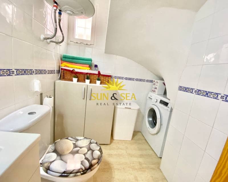 2 soveværelse Lejlighed til leje i Santa Pola med swimmingpool - € 700 (Ref: 8489527)