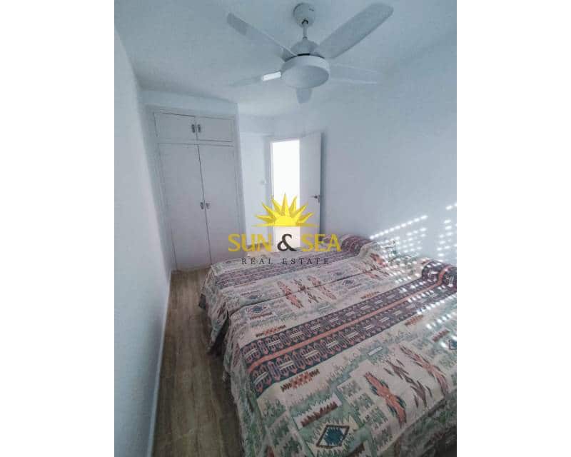 3 makuuhuone Huoneisto myytävänä paikassa Torrevieja mukana 
autotalli - 245 000 € (Ref: 8490422)