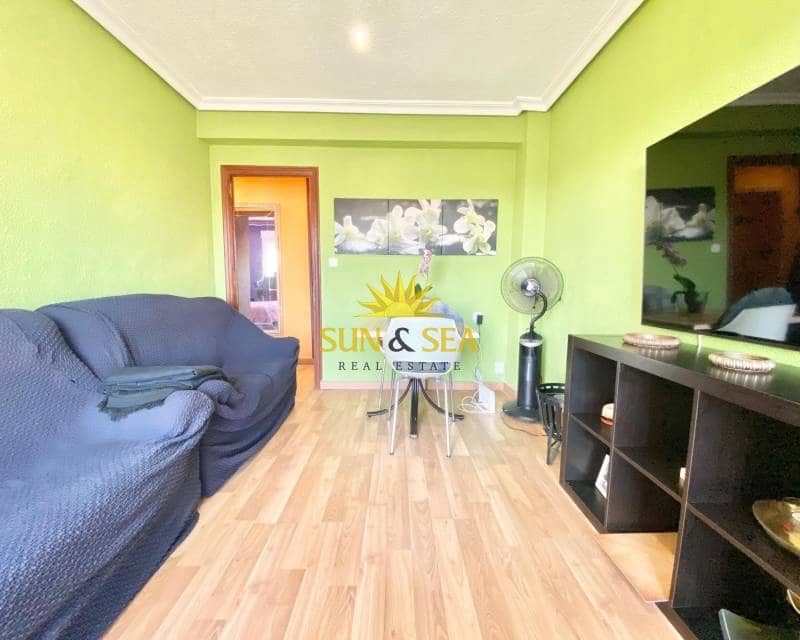 2 quarto Apartamento para arrendar em Torrevieja - 600 € (Ref: 8490426)