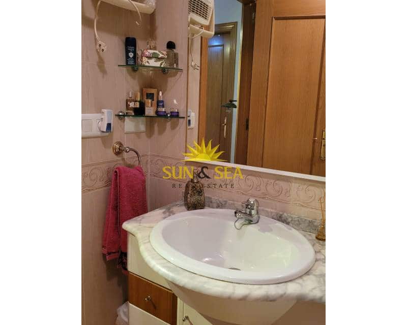 2 bedroom Townhouse for rent in Santa Pola with pool - € 750 (Ref: 8492948)