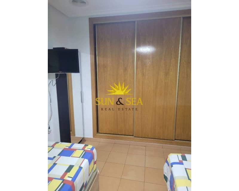 2 bedroom Townhouse for rent in Santa Pola with pool - € 750 (Ref: 8492948)