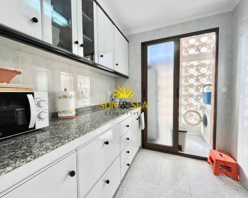 3 quarto Apartamento para arrendar em Santa Pola com garagem - 600 € (Ref: 8494437)