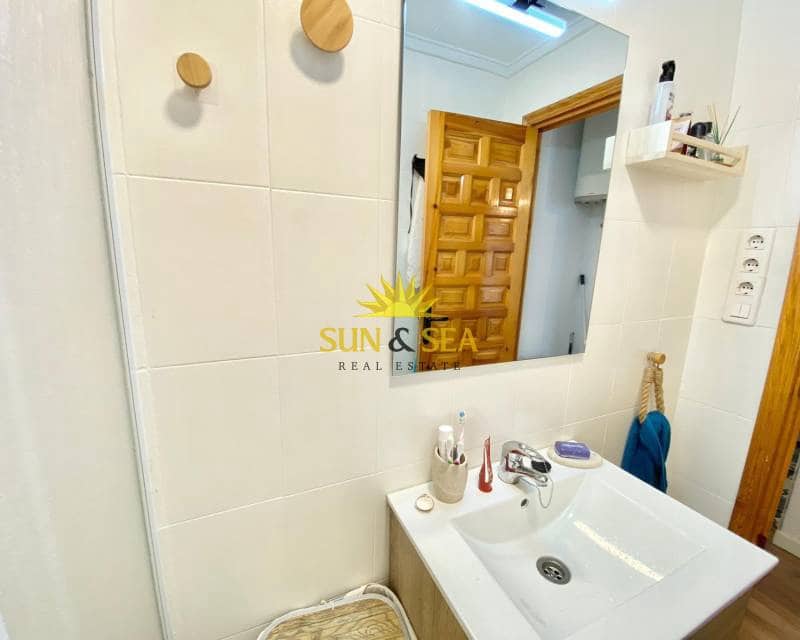 1 sypialnia Willa do wynajęcia w La Marina - 700 € (Ref: 8498307)