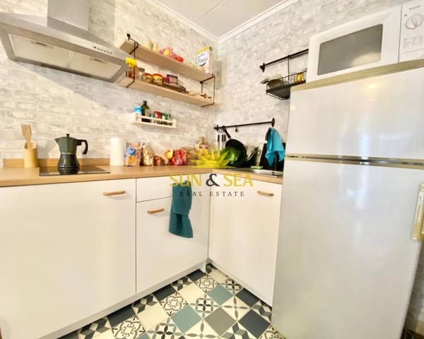 Villa/Maison de 1 chambre à louer à La Marina, Elche / Elx - 700 € (Ref: 8498307)