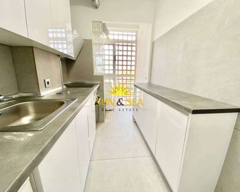 2 bedroom Apartment for rent in Dehesa de Campoamor with garage - € 900 (Ref: 8499238)