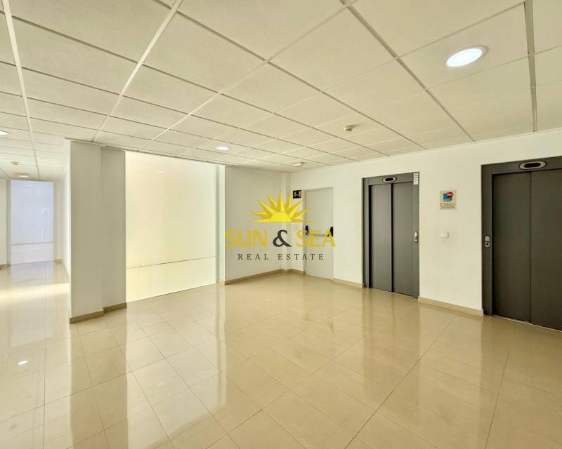 2 Zimmer Penthouse zu vermieten in Santiago de la Ribera mit Pool Garage - 750 € (Ref: 8499241)