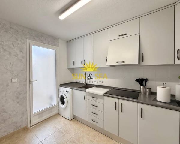 2 soveværelse Villa til leje i Aguas Nuevas, Torrevieja med swimmingpool garage - € 850 (Ref: 8500607)