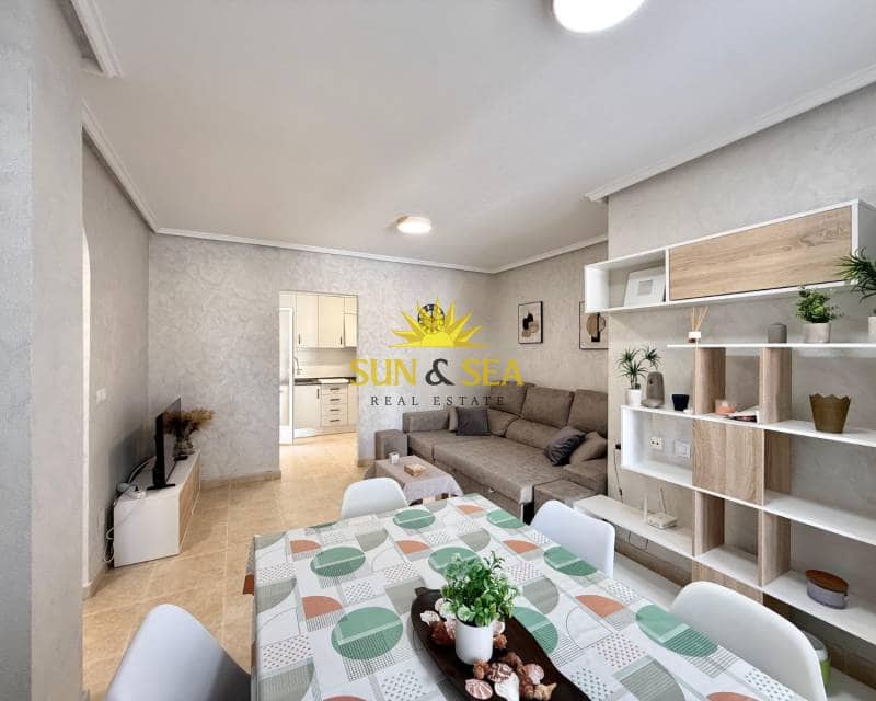 2 bedroom Villa for rent in Torrevieja with pool garage - € 850 (Ref: 8500607)