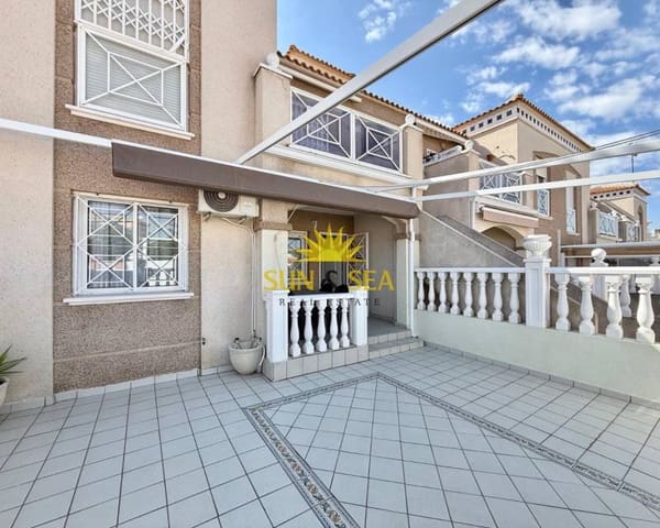 2 soveværelse Villa til leje i Aguas Nuevas, Torrevieja med swimmingpool garage - € 850 (Ref: 8500607)