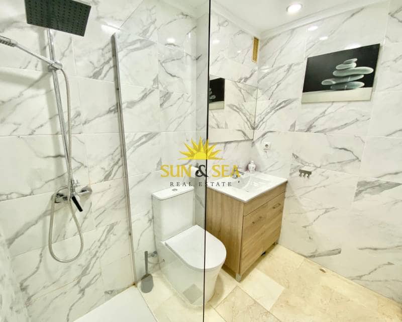 1 Zimmer Studio zu vermieten in Torrevieja - 650 € (Ref: 8501263)