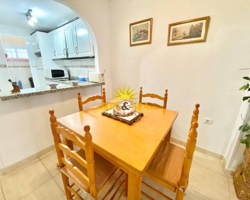 2 sovrum Lägenhet att hyra i Guardamar del Segura med pool garage - 800 € (Ref: 8501264)