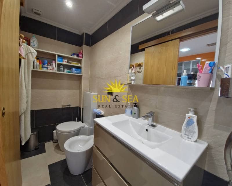 1 quarto Casa em Banda para arrendar em Torrevieja com piscina garagem - 625 € (Ref: 8511214)