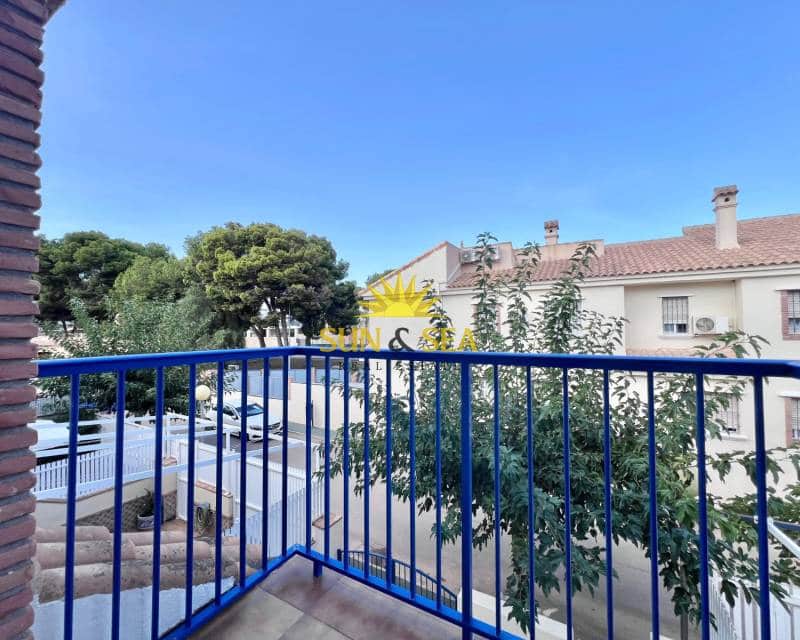 4 quarto Apartamento para arrendar em Dehesa de Campoamor - 1 000 € (Ref: 8512414)