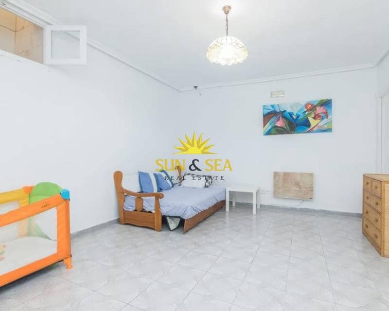 2 soveværelse Byhus til leje i Gran Alacant med swimmingpool - € 1.200 (Ref: 8517234)
