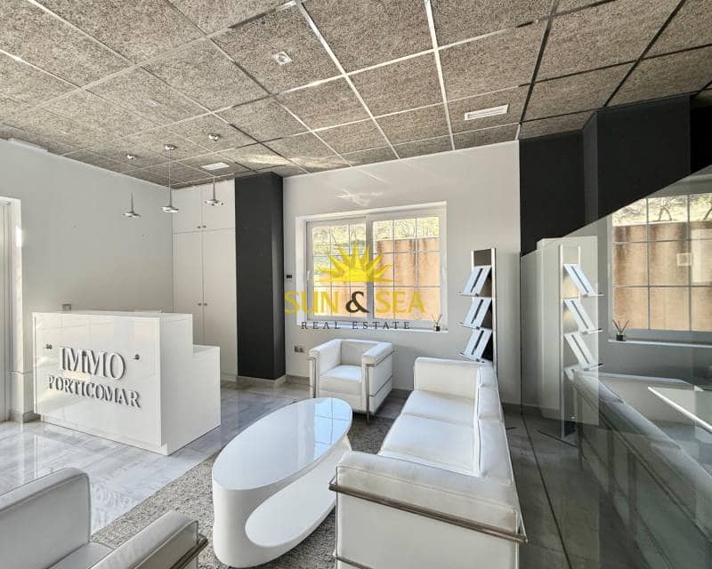 1 soveværelse Erhverv til leje i Guardamar del Segura - € 1.400 (Ref: 8521076)