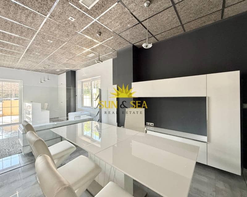 1 soveværelse Erhverv til leje i Guardamar del Segura - € 1.400 (Ref: 8521076)