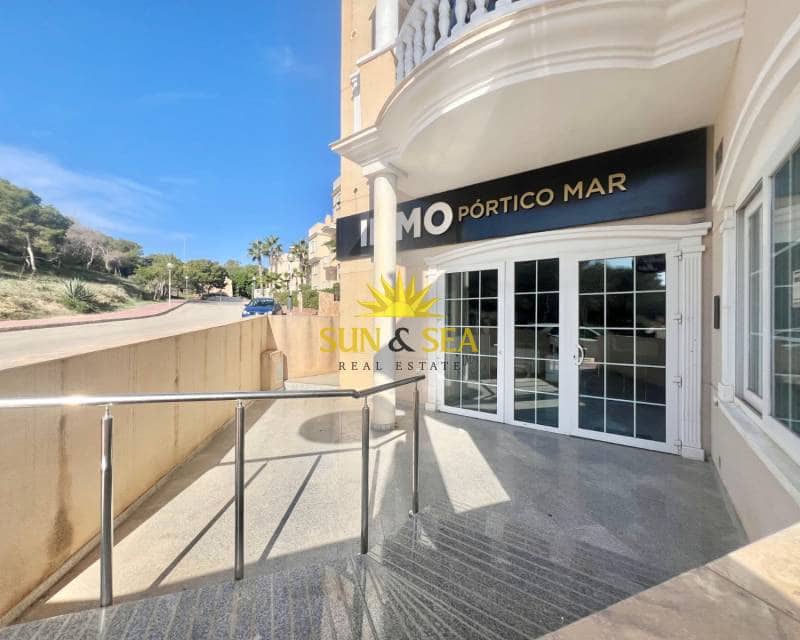 1 soveværelse Erhverv til leje i Guardamar del Segura - € 1.400 (Ref: 8521076)