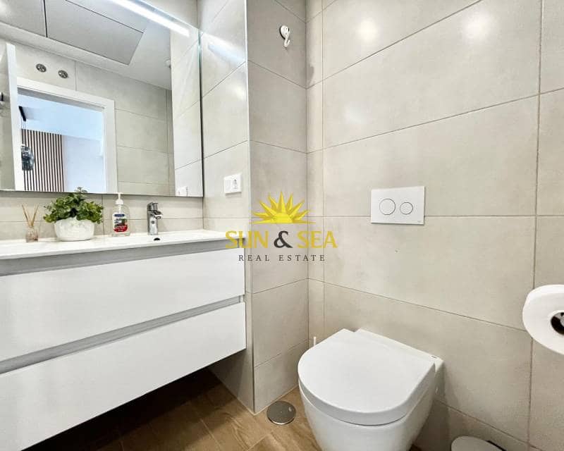 1 sypialnia Apartament do wynajęcia w Benidorm z basenem garażem - 1 650 € (Ref: 8528242)