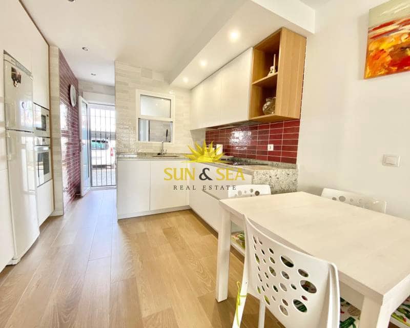 2 slaapkamer Villa te huur in Cabo Roig met zwembad garage - € 1.100 (Ref: 8543954)