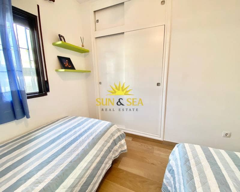 2 slaapkamer Villa te huur in Cabo Roig met zwembad garage - € 1.100 (Ref: 8543954)