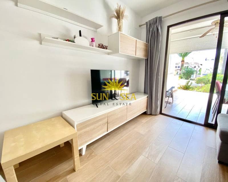 2 slaapkamer Villa te huur in Cabo Roig met zwembad garage - € 1.100 (Ref: 8543954)