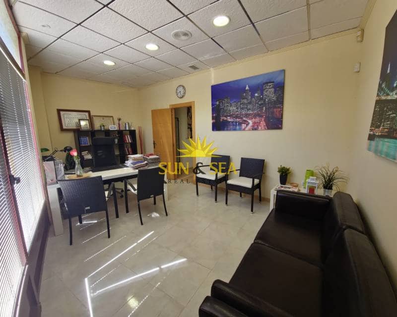 2 soveværelse Erhverv til leje i Orihuela - € 800 (Ref: 8550171)