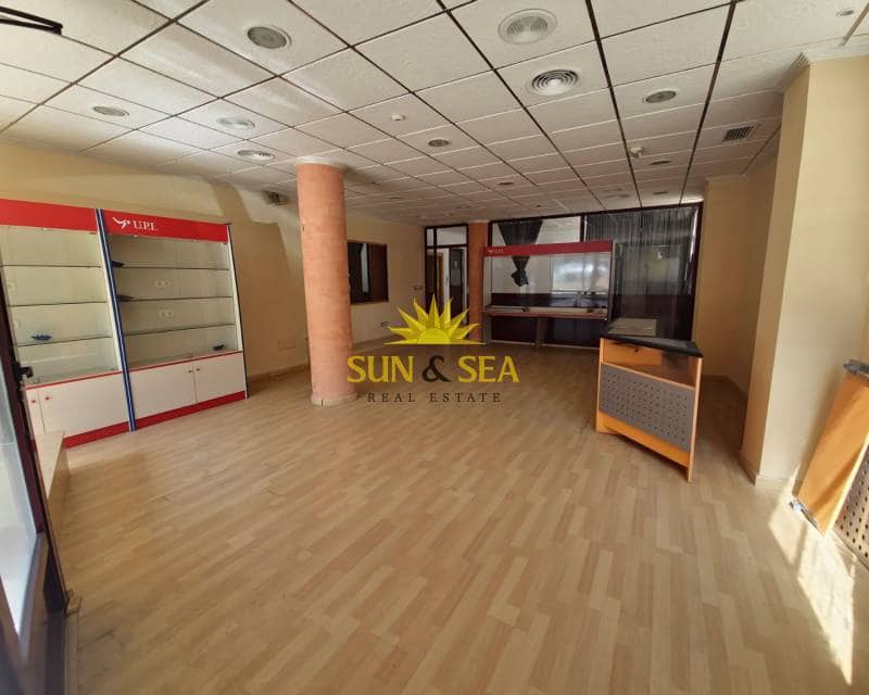 2 soverom Kommersiell til salgs i Orihuela - € 160 000 (Ref: 8550174)