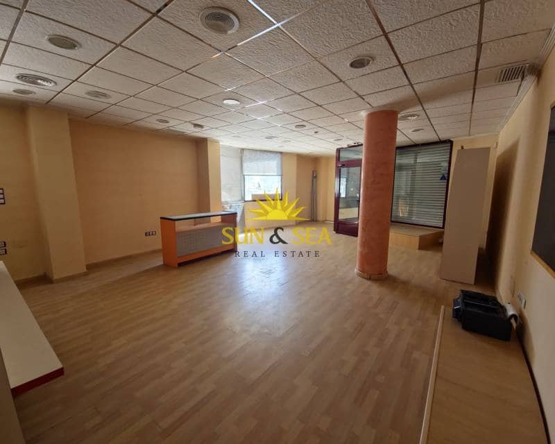 2 soverom Kommersiell til salgs i Orihuela - € 160 000 (Ref: 8550174)