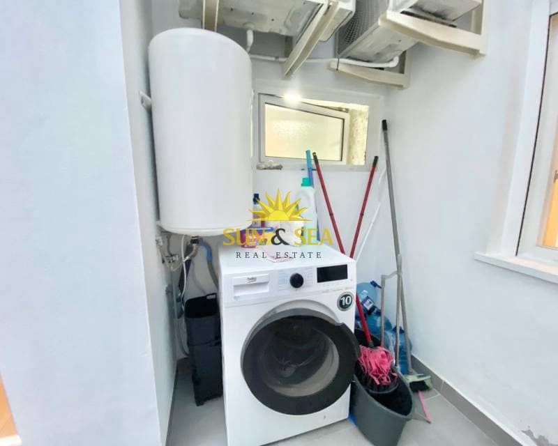 Appartement de 3 chambres à louer à Torrevieja - 1 500 € (Ref: 8562503)