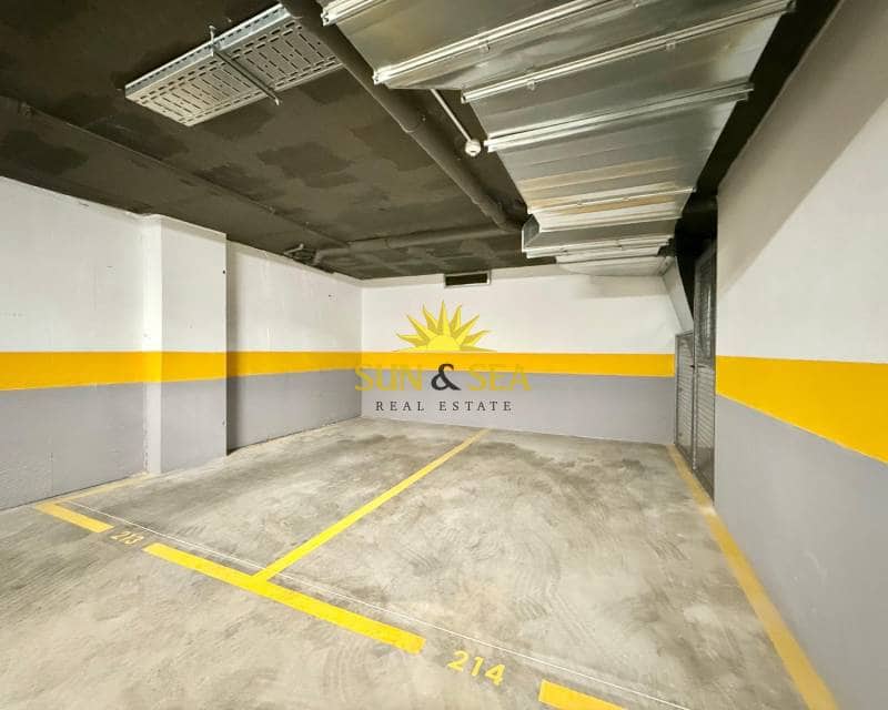 3 camera da letto Appartamento da affittare in Campoamor con piscina garage - 2.000 € (Rif: 8579133)