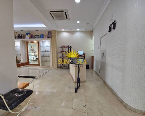 1 sovrum Kommersiell att hyra i Zona Pueblo, Guardamar del Segura - 1 300 € (Ref: 8580962)