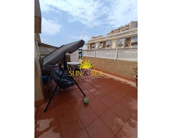 Appartement de 2 chambres à louer à La Manga del Mar Menor avec piscine garage - 800 € (Ref: 8594509)